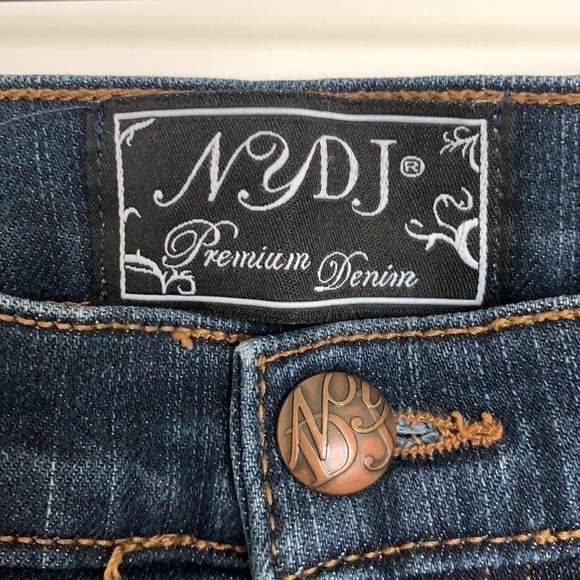 NYDJ Bootcut Jeans Dark Wash 6 - Picture 3 of 6